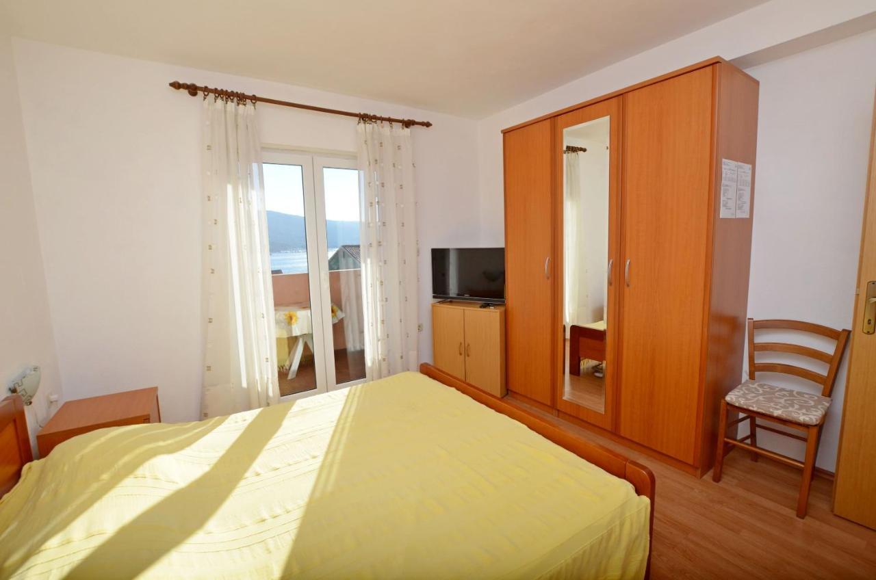 Apartment Anton Cres Exterior photo